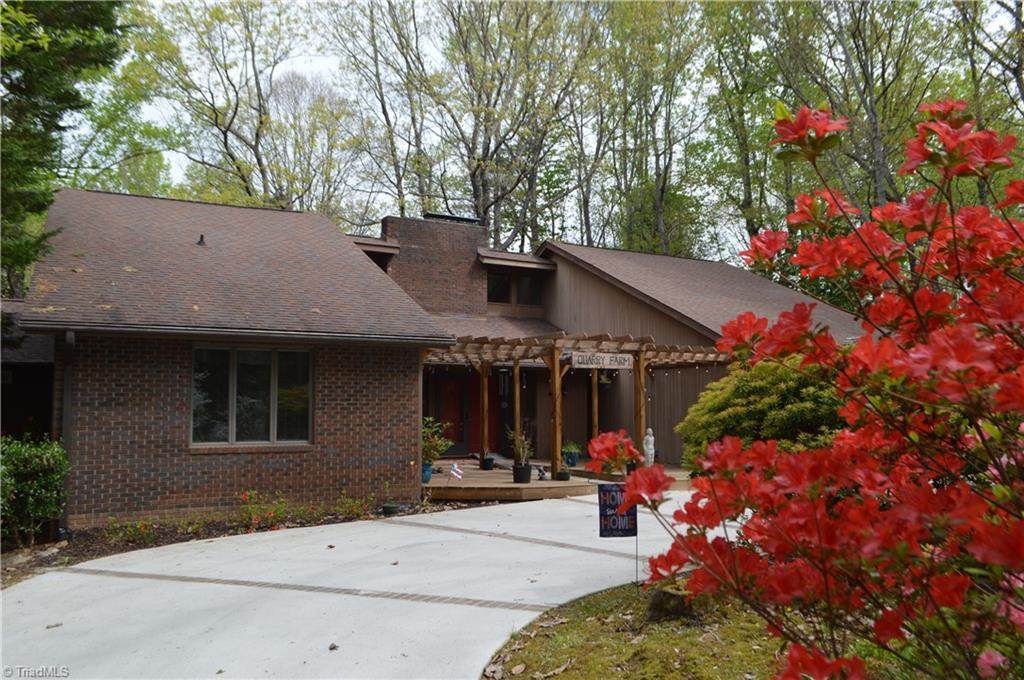 657 Cross Creek Drive - Photo 1