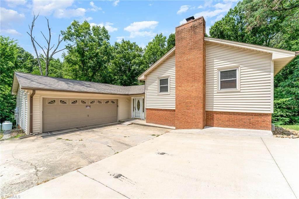 160 Overlook Drive - Photo 1