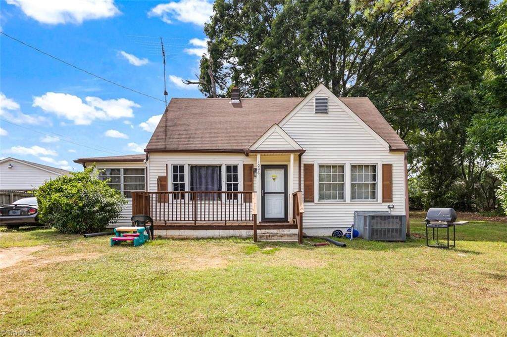1006 Hillsdale Street - Photo 1