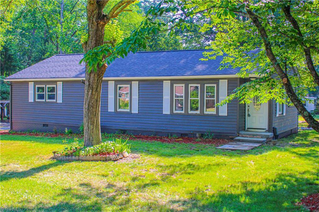 275 Linda Street - Photo 1