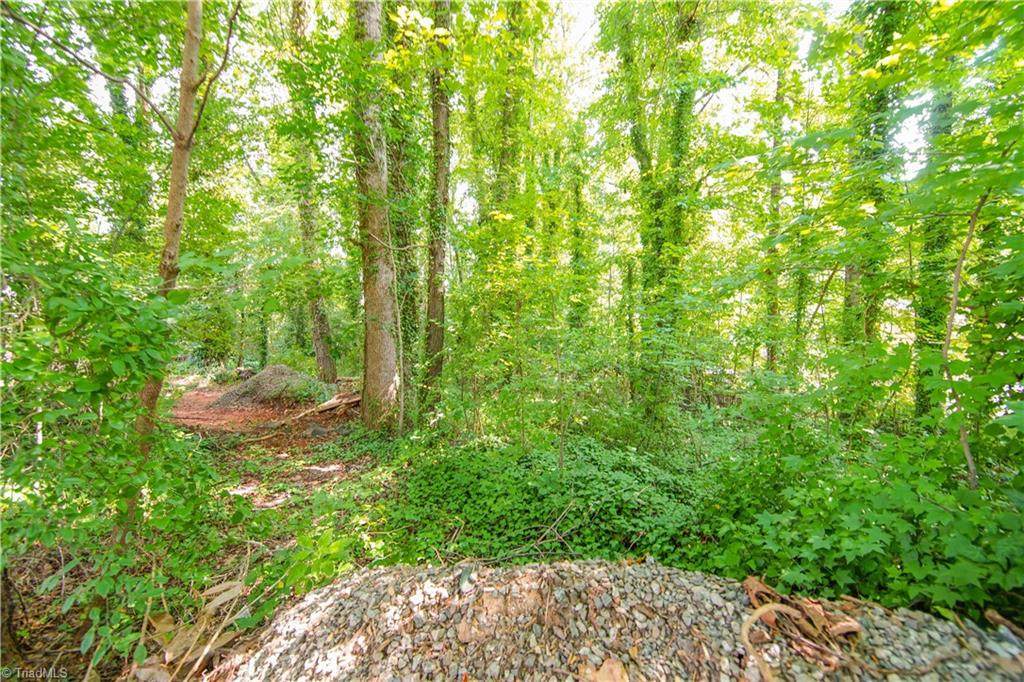 4022 Sedgewood Lane - Photo 1