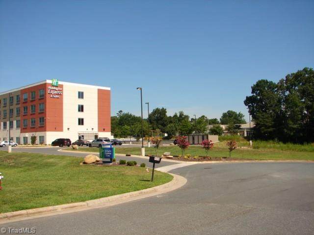2 Executive Way - Photo 1