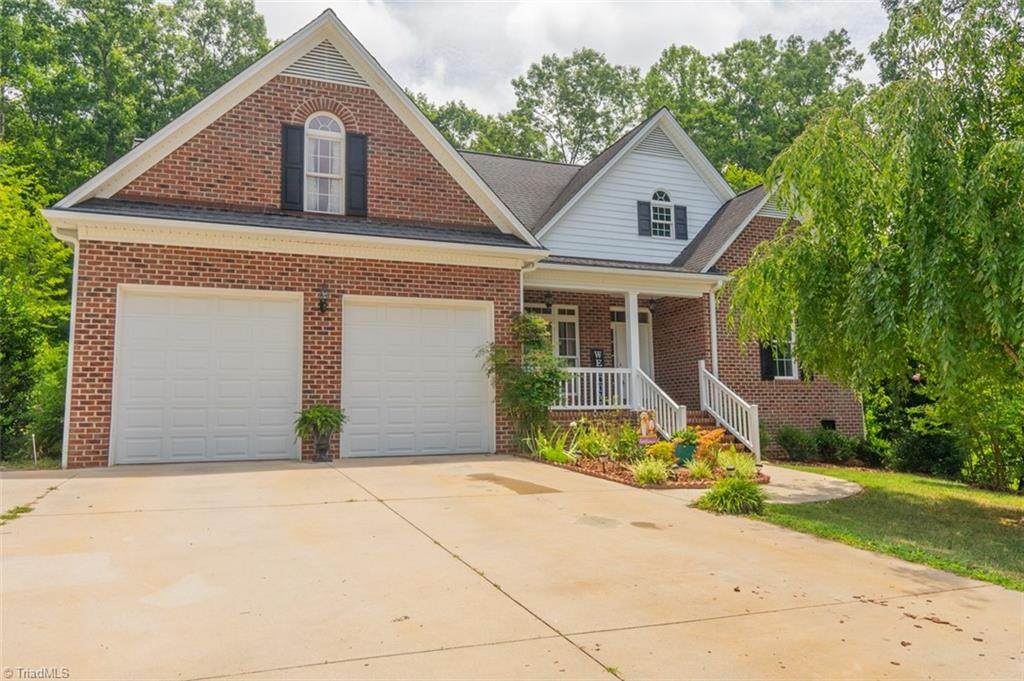 1809 Pepperidge Road - Photo 1