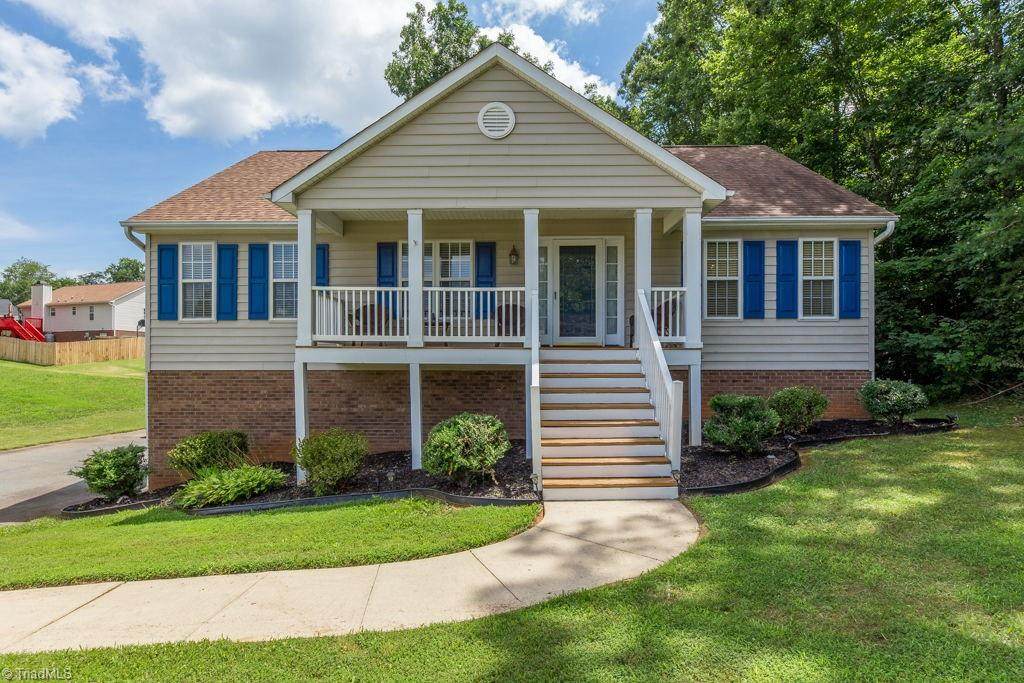 6351 Averlan Drive - Photo 1