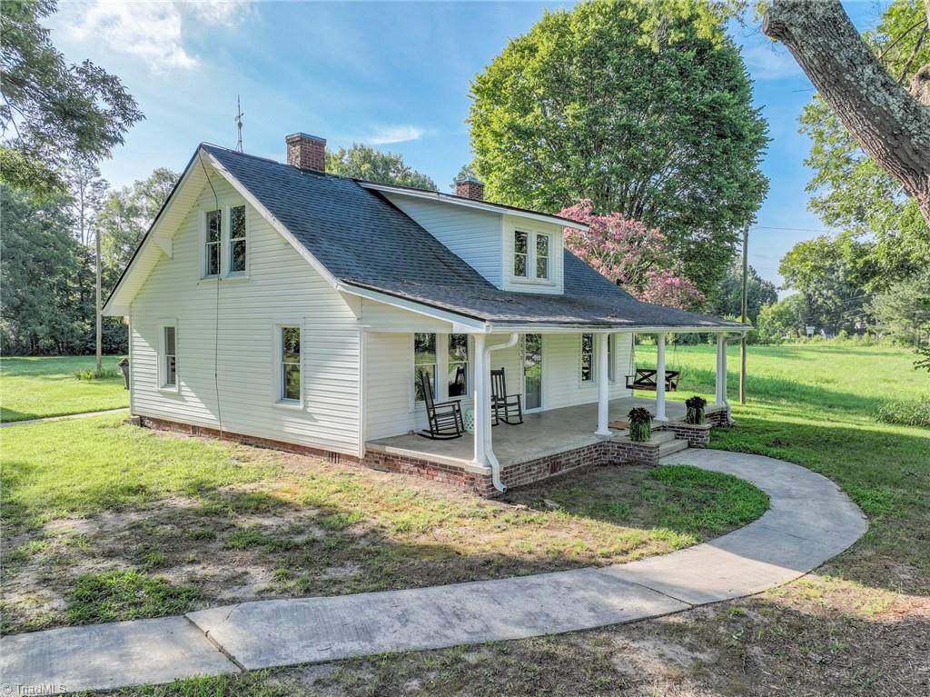 2850 Camp Julia Road - Photo 1