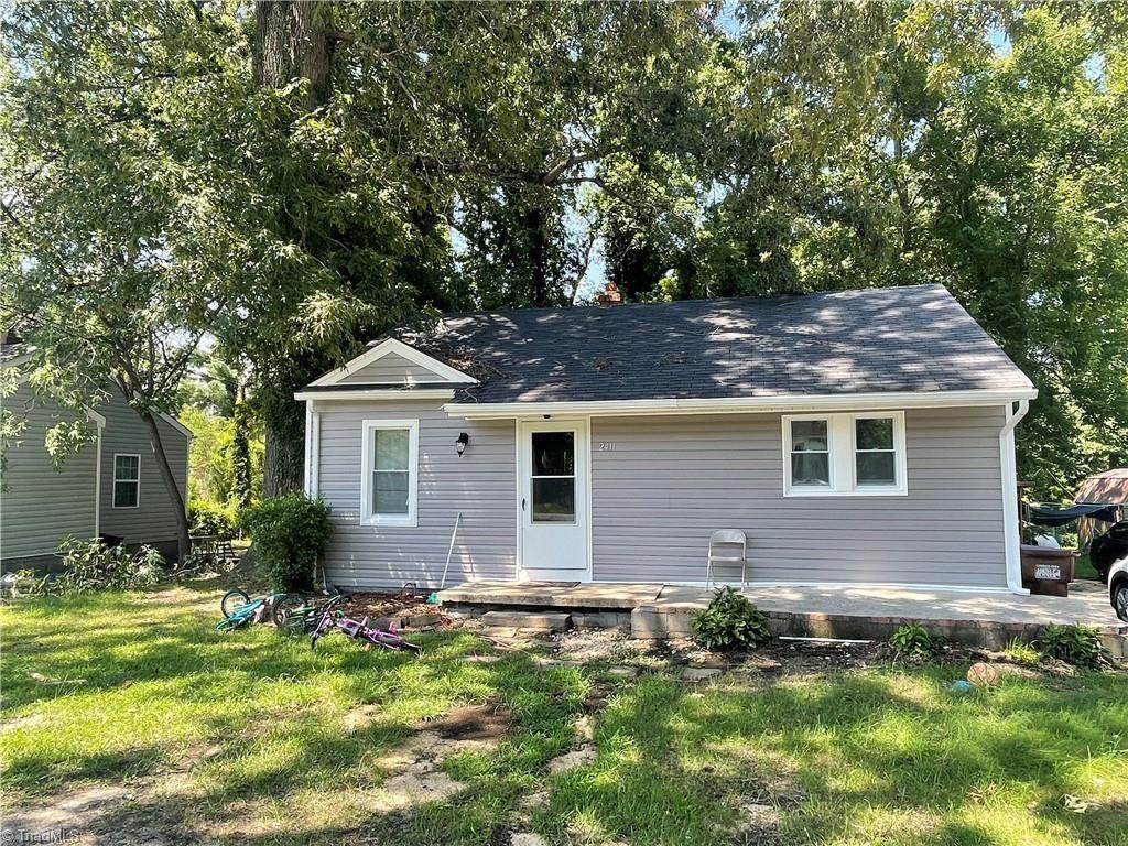 2411 Dallas Avenue - Photo 1