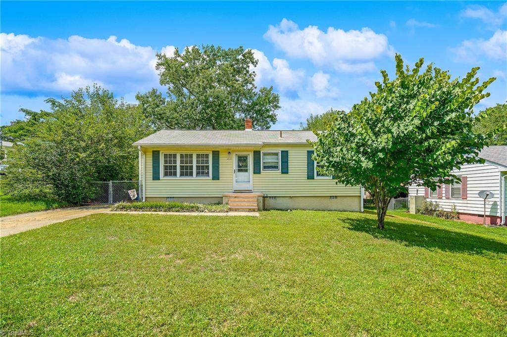 213 Springwood Drive - Photo 1