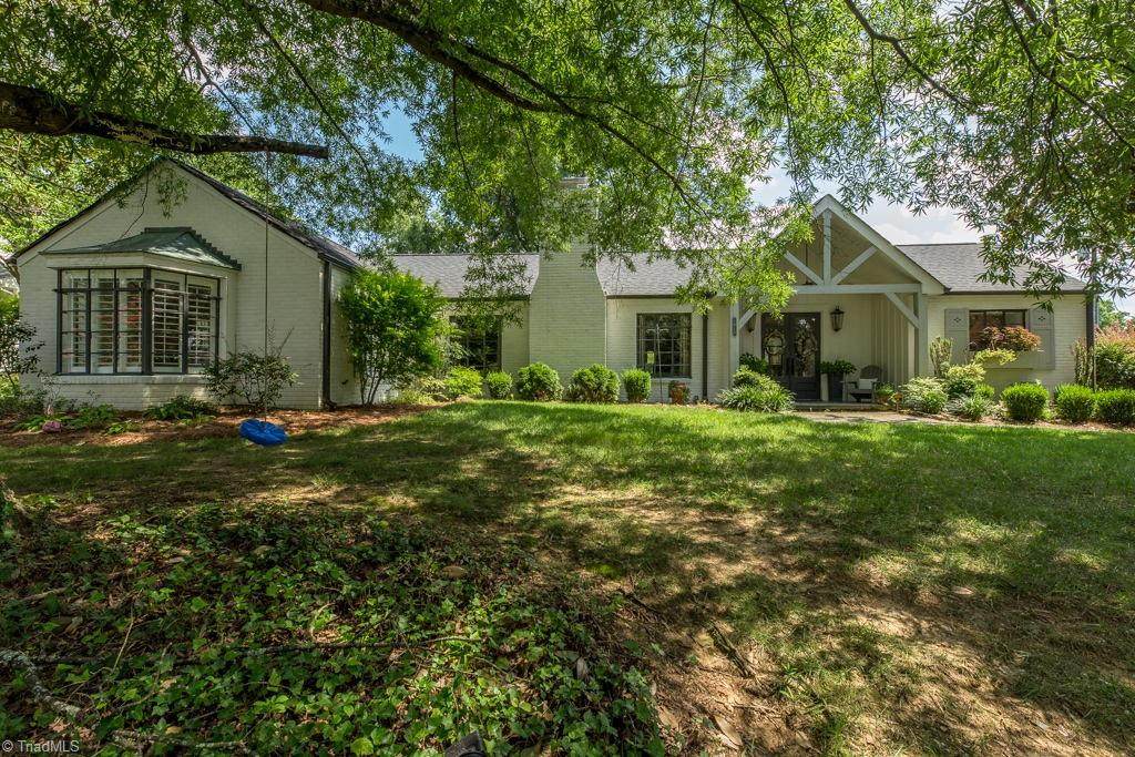 1019 Emery Circle - Photo 1
