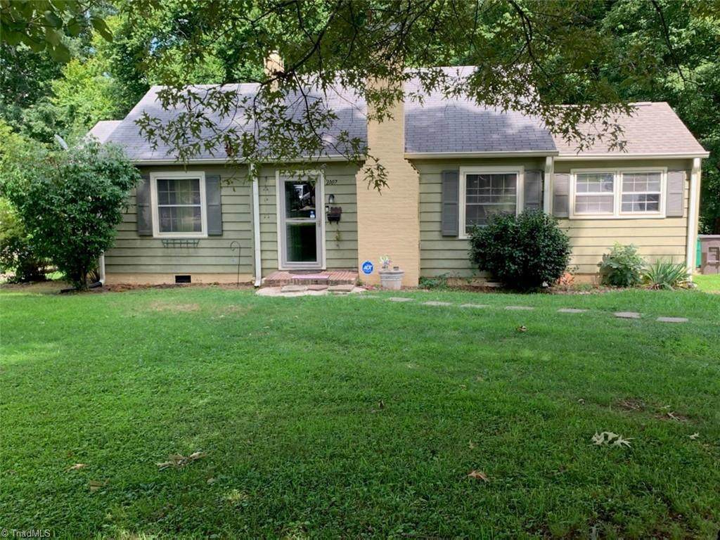 2107 Francis Street - Photo 1