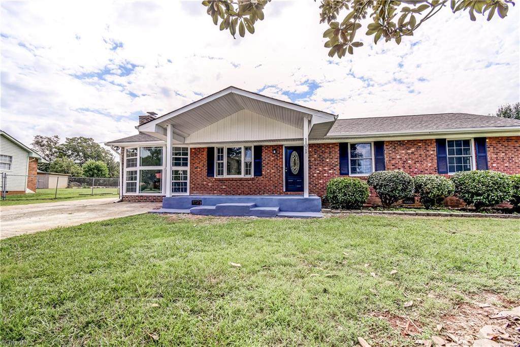 101 Chamblee Drive - Photo 1