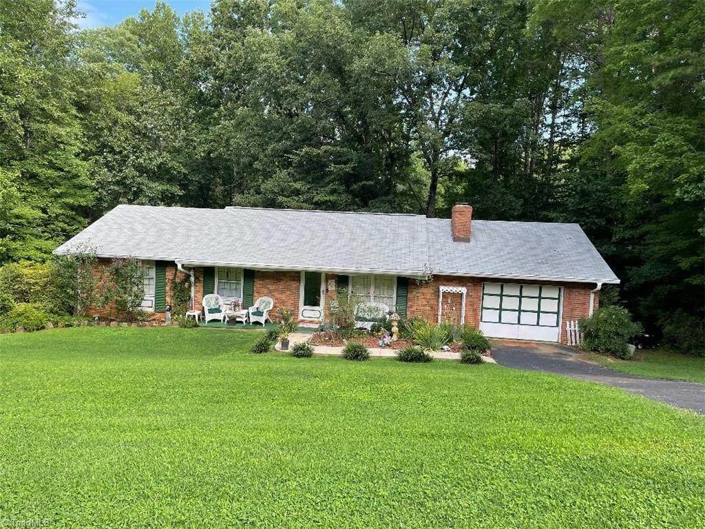 110 Mimosa Road - Photo 1
