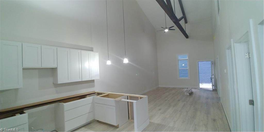 627 Monroe Street - Photo 1