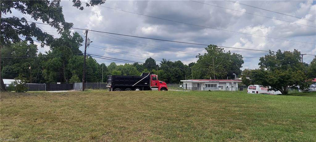 3013 English Road - Photo 1