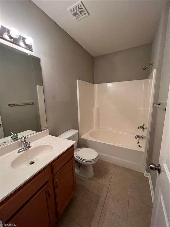 2422 Eagle Creek Court - Photo 1