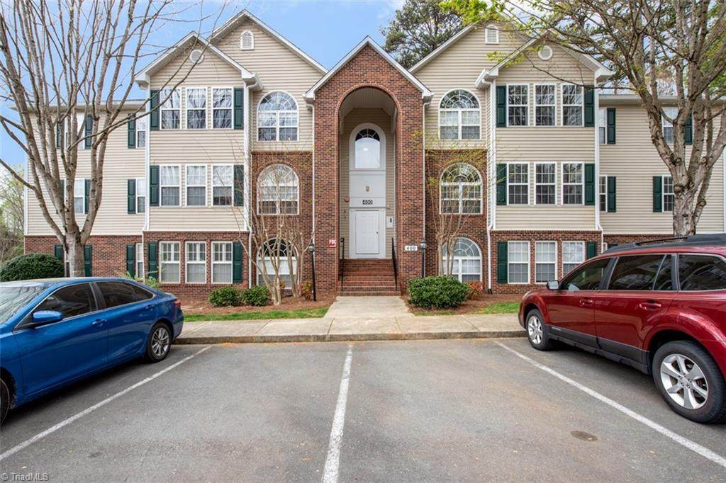 422 Mill Pond Drive - Photo 1