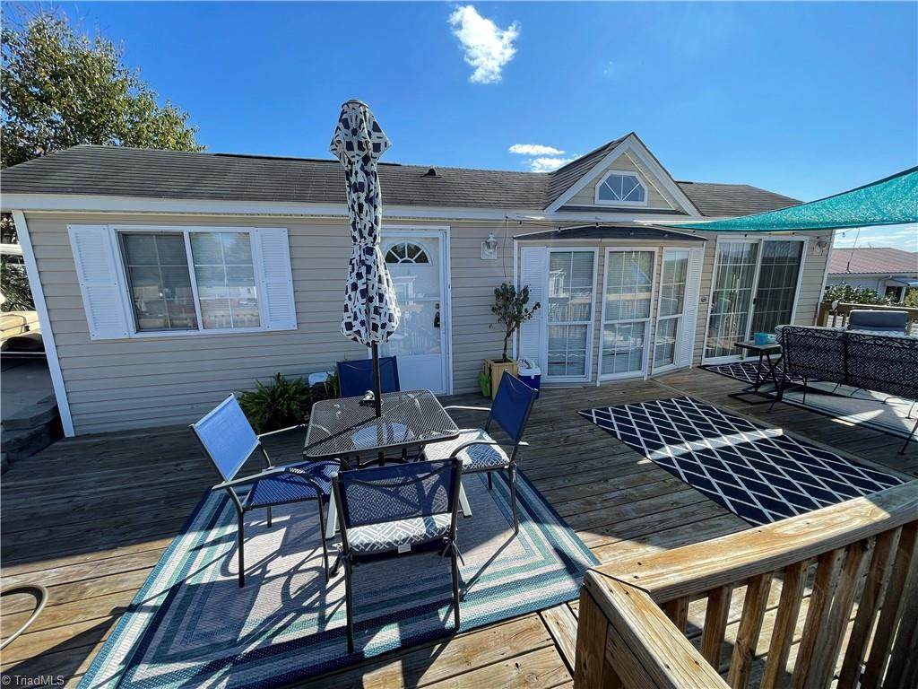 212 Badin View Drive - Photo 1