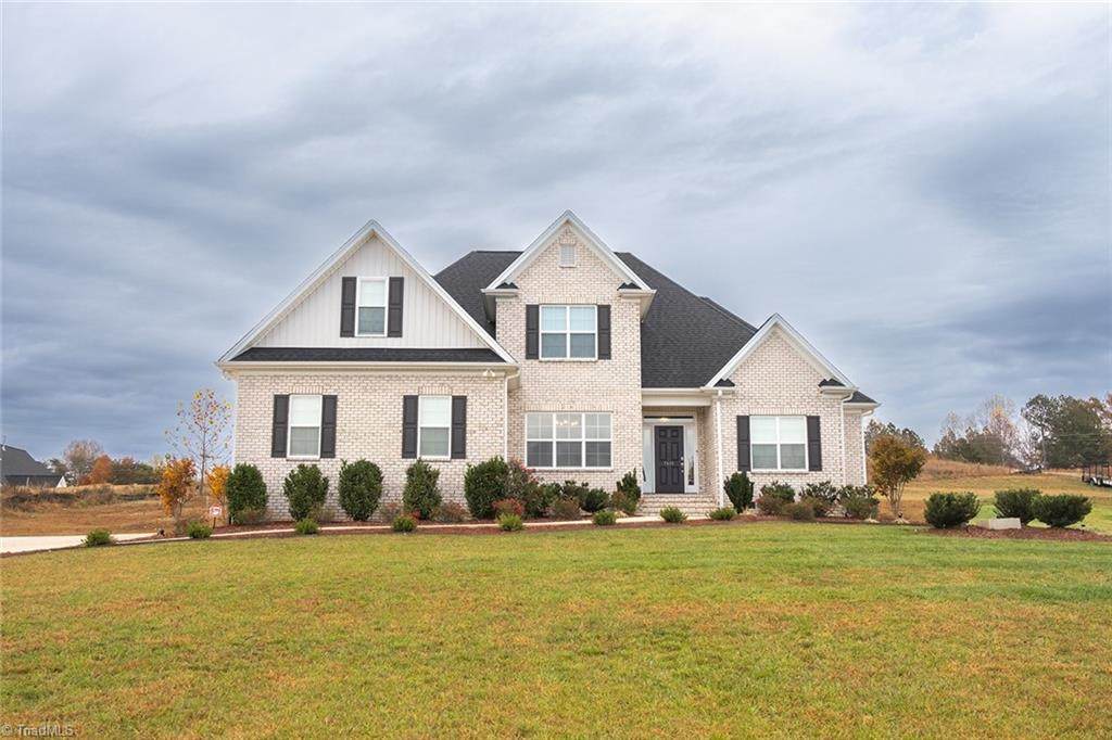 7618 Sir William Drive - Photo 1