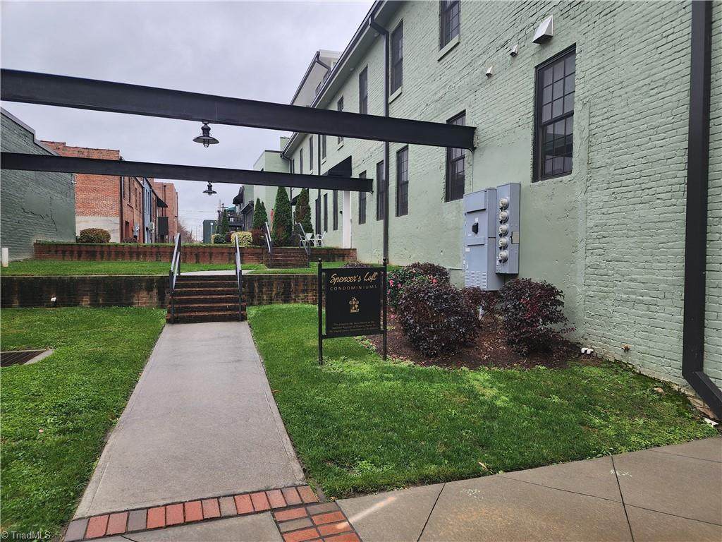238 Willow Street - Photo 1