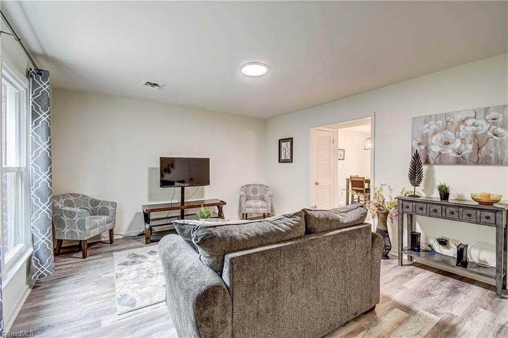 115 Mendenhall Street - Photo 1