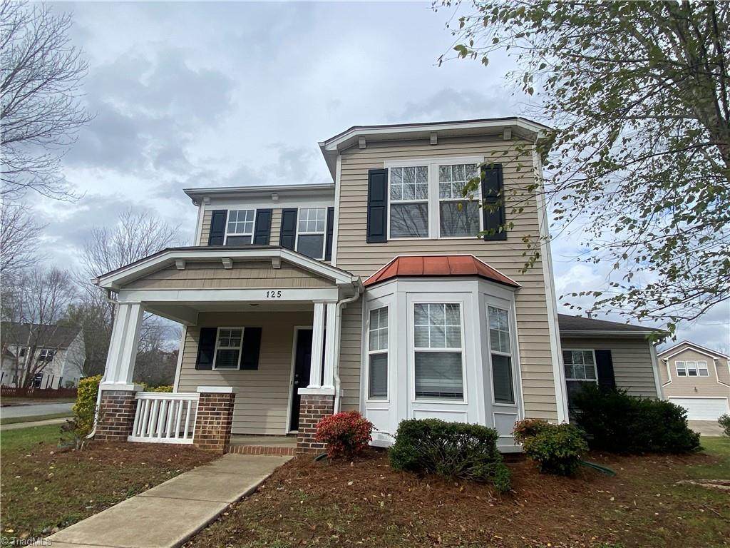 125 Windsor Circle - Photo 1