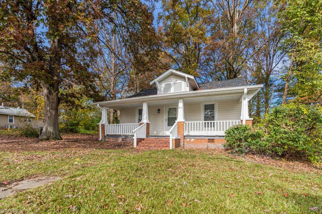 917 Dayton Avenue - Photo 1