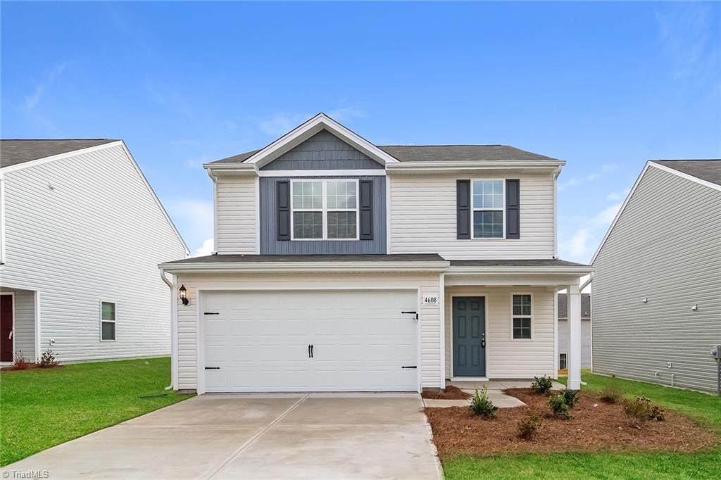 4608 Glencraig Avenue - Photo 1