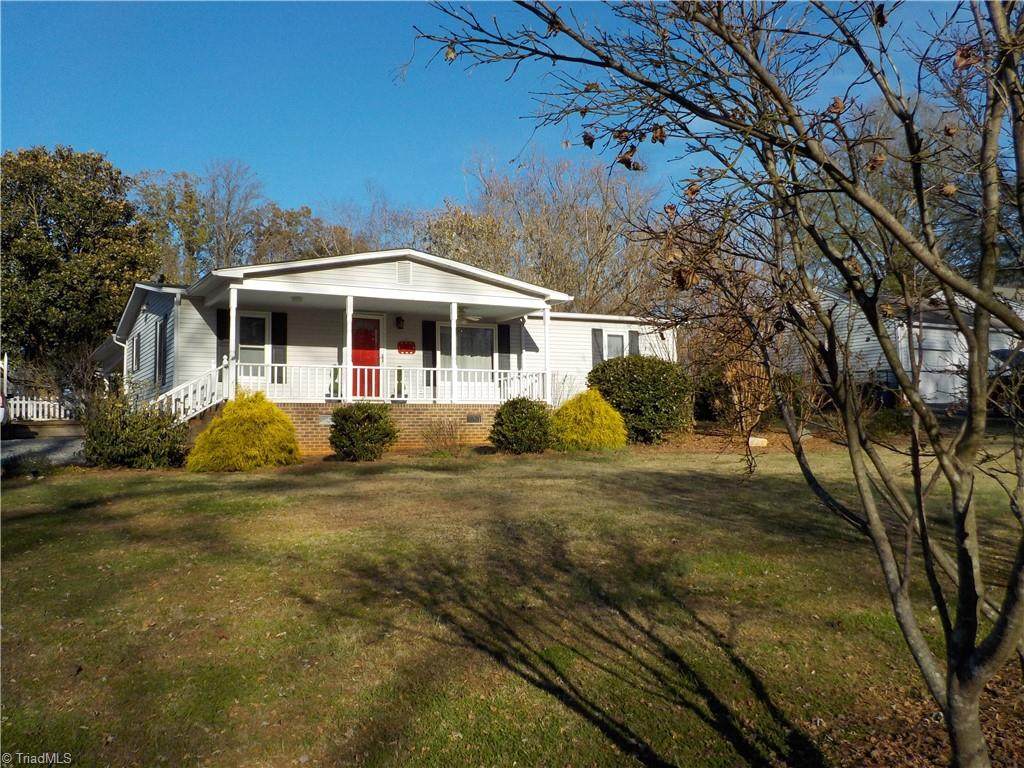 1305 Mizpah Church Road - Photo 1
