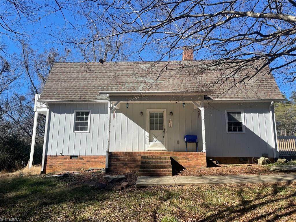 104 Crestview Road - Photo 1