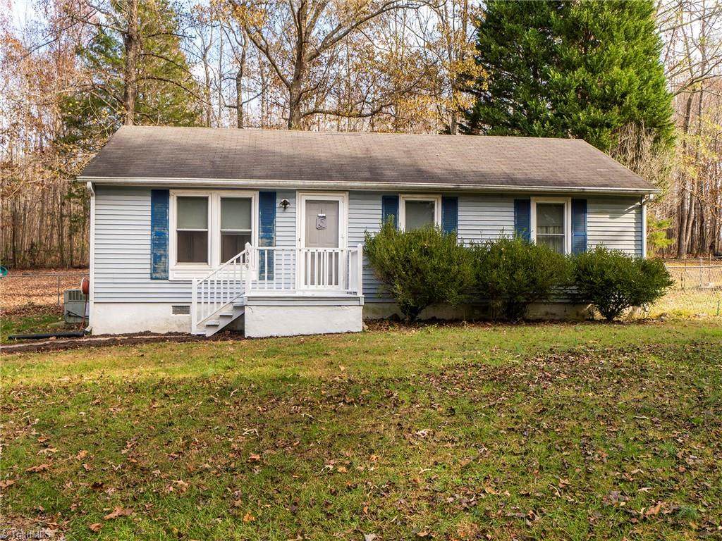 669 Manning Avenue - Photo 1