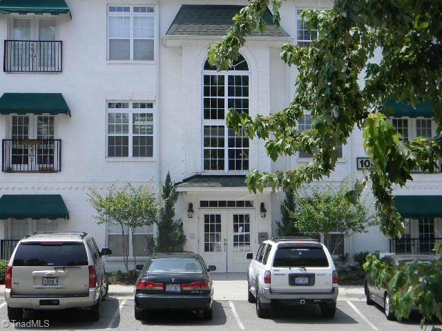 102 Sunset Circle - Photo 1