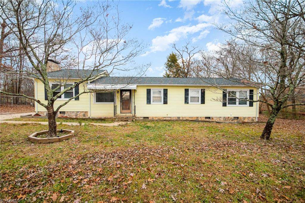 3613 Mcconnell Road - Photo 1