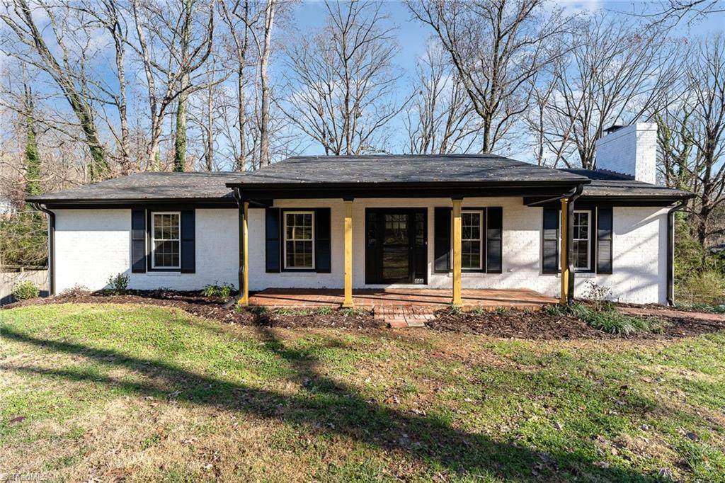 860 Oakmont Drive - Photo 1