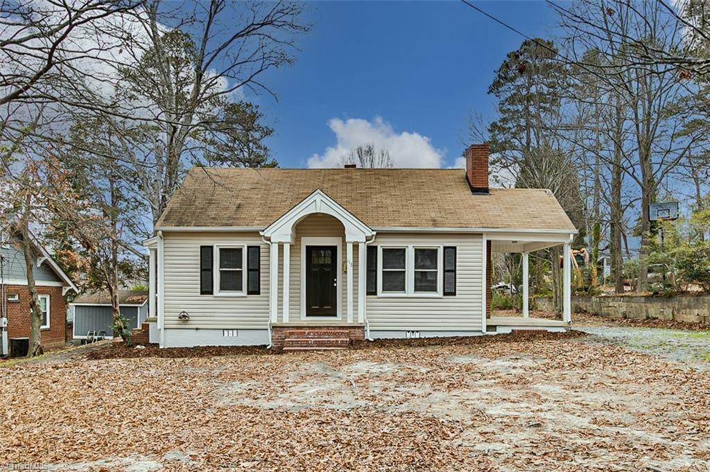 113 Carolina Avenue - Photo 1