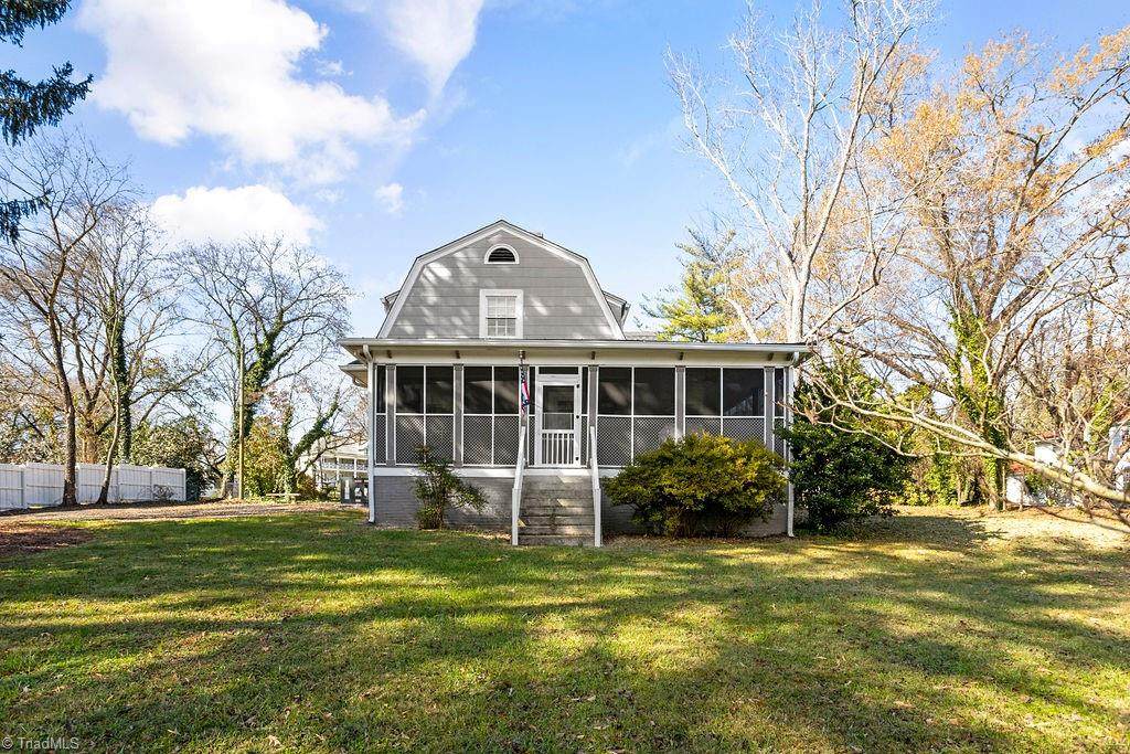 421 Chestnut Street - Photo 1