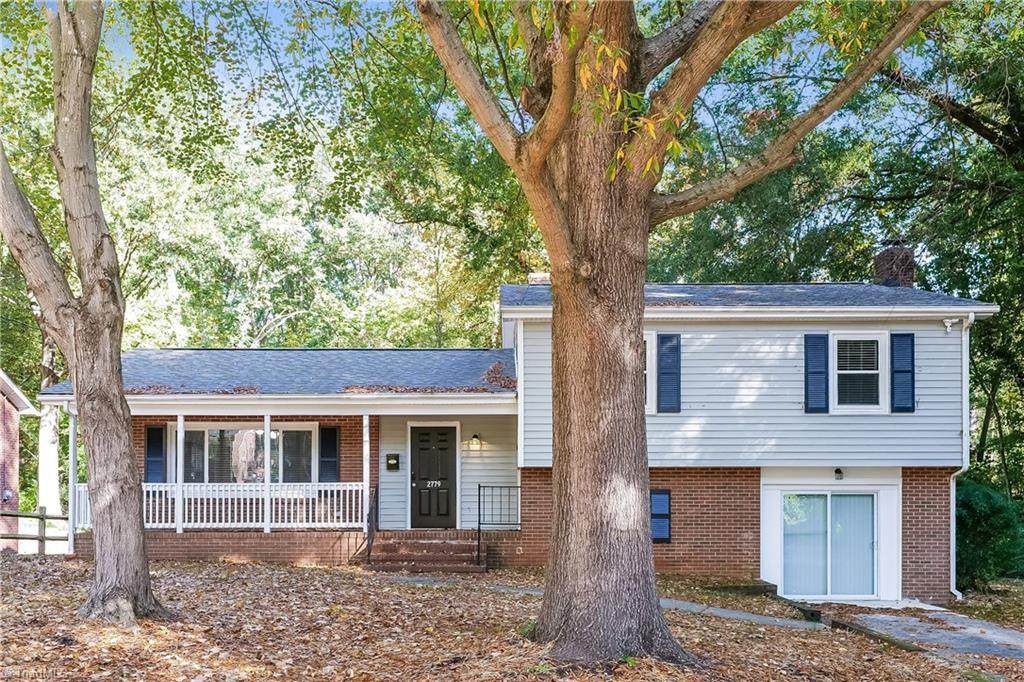 2779 Birchwood Drive - Photo 1