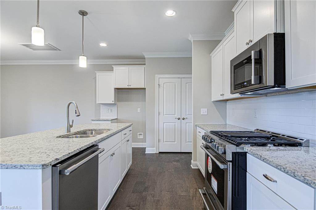 3264 Polo Road - Photo 1