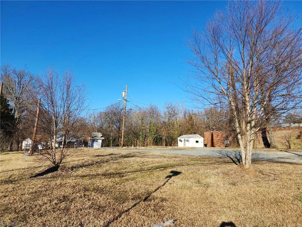 3024 English Road - Photo 1