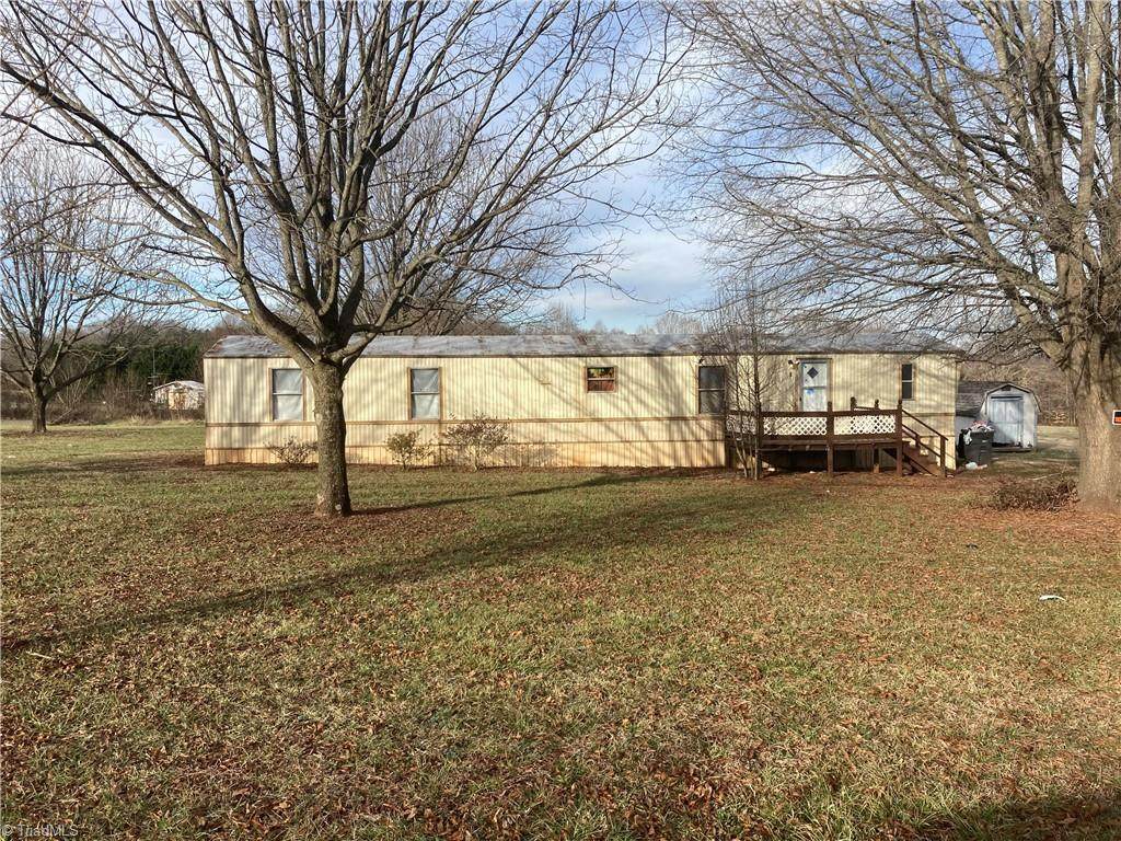 118 Kenway Drive - Photo 1