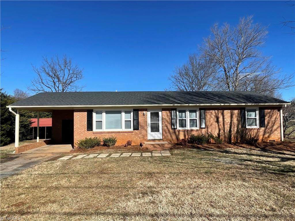 379 Cliffwood Drive - Photo 1