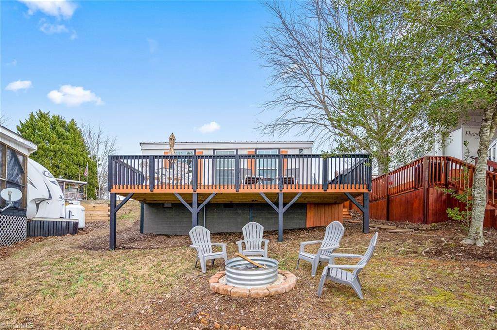 162 Dogwood Circle - Photo 1