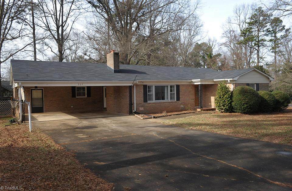 207 Forrest Drive - Photo 1