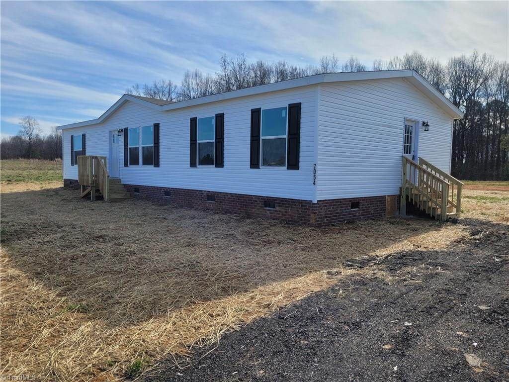 7054 Brooksdale Road - Photo 1