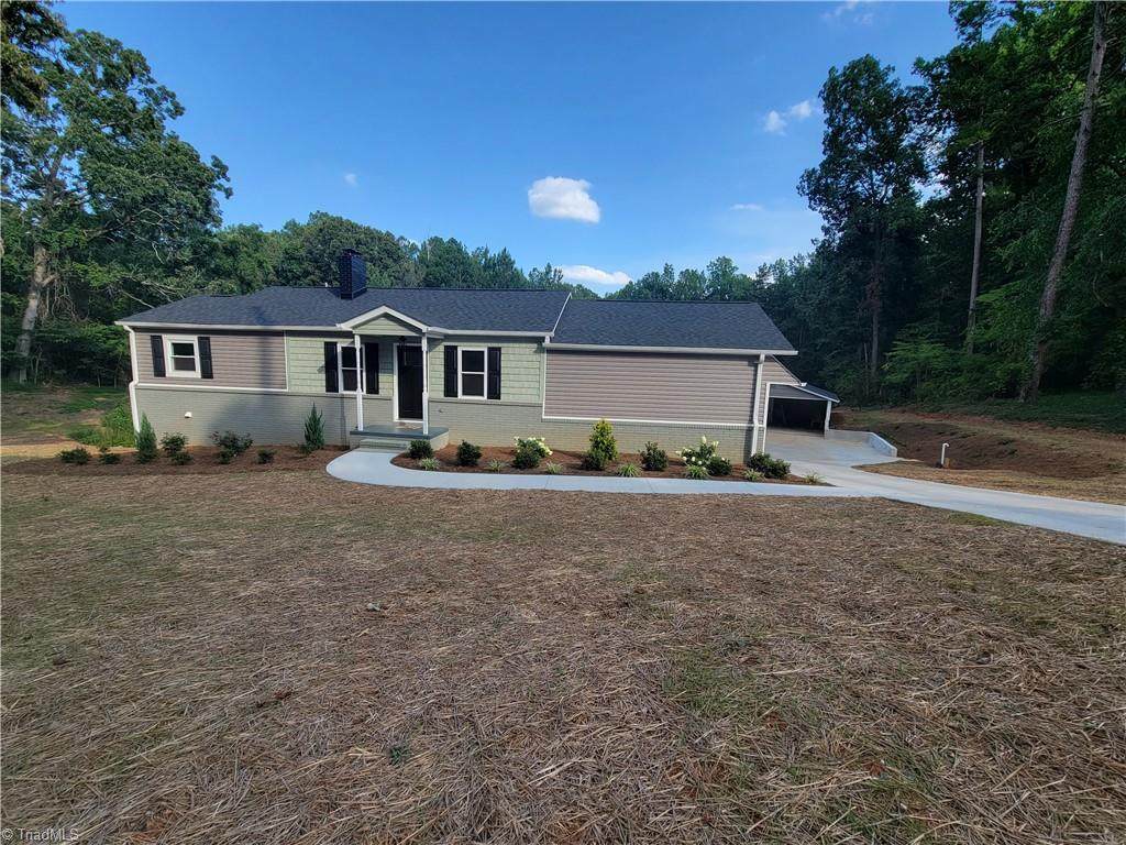 1213 Fairview Drive - Photo 1