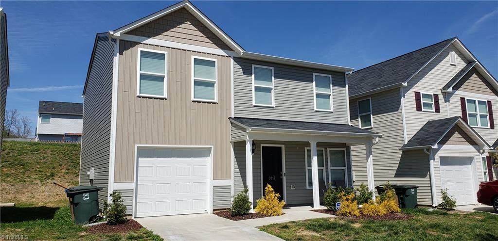 3917 Vershire Avenue - Photo 1