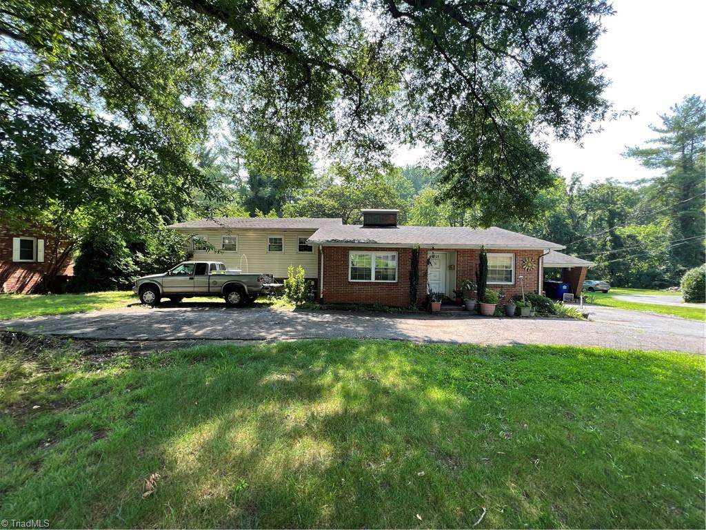 5251 Silas Creek Parkway - Photo 1