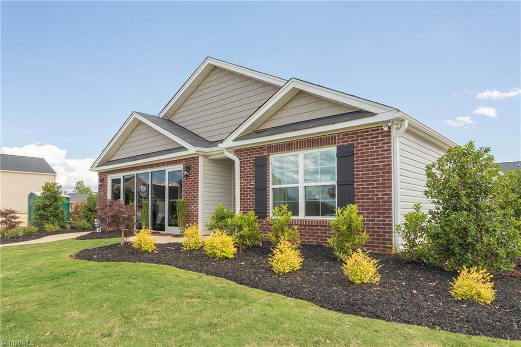 3514 Mallory Drive - Photo 1