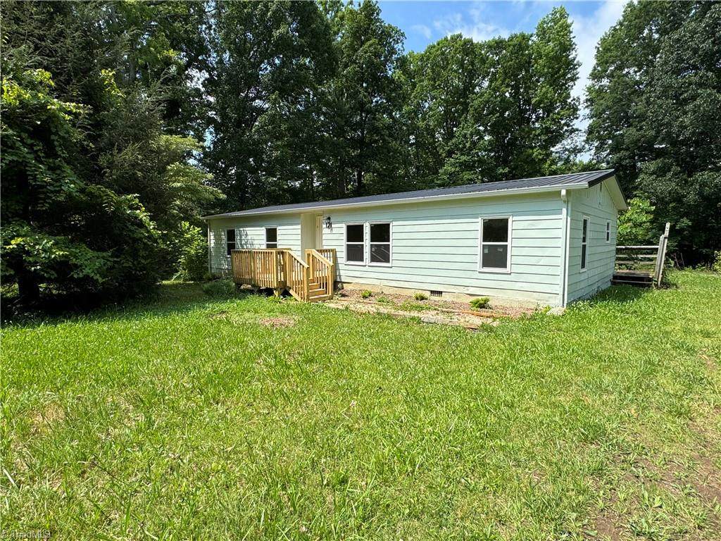 121 Austine Lane - Photo 1