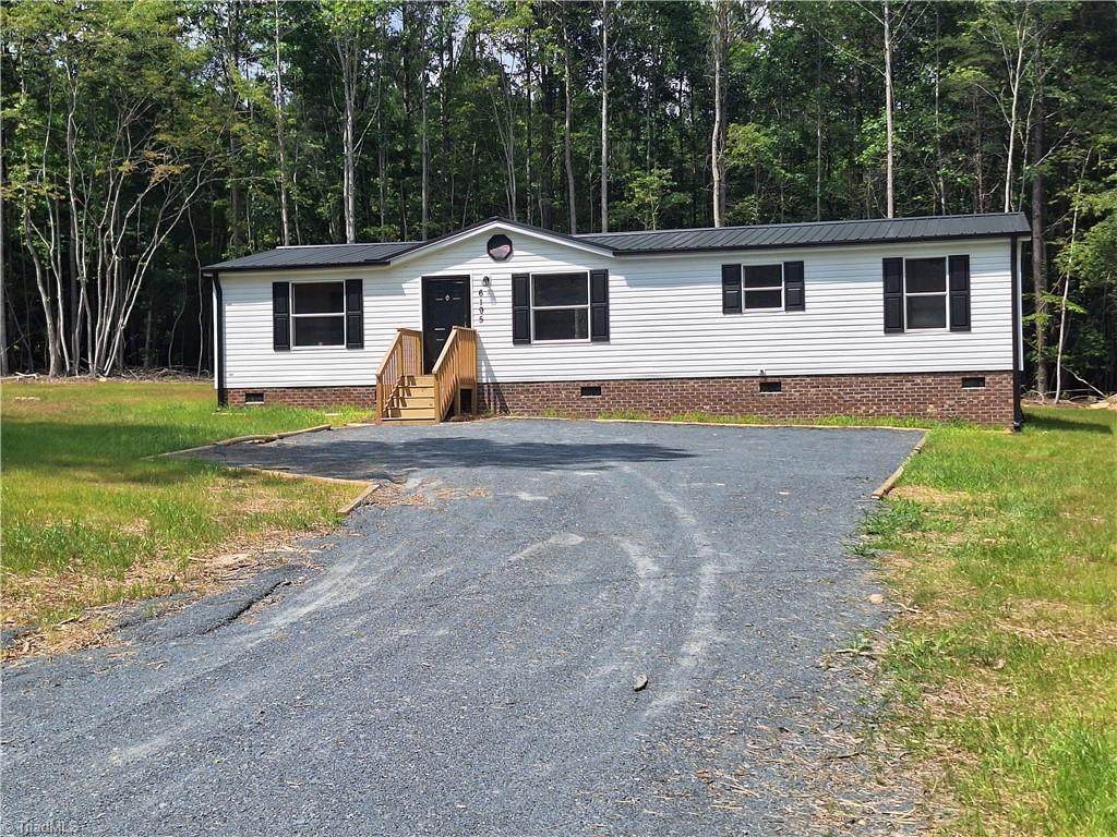 6195 Whites Chapel Road - Photo 1