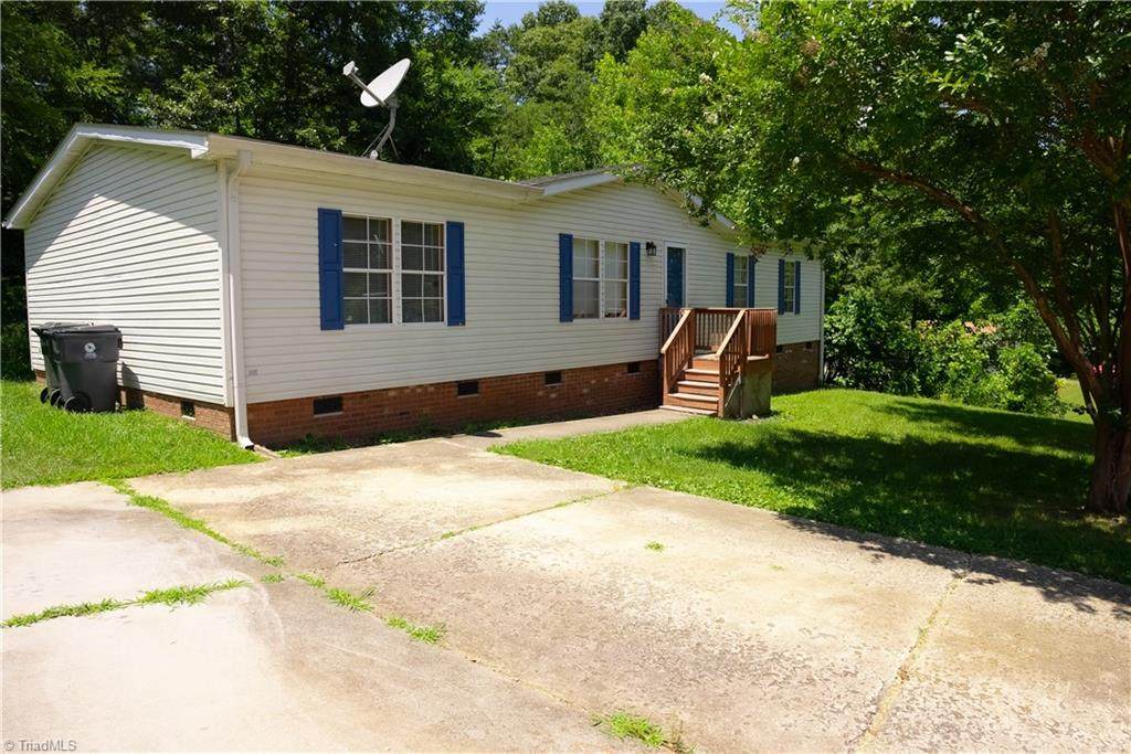 4707 Benttree Drive - Photo 1