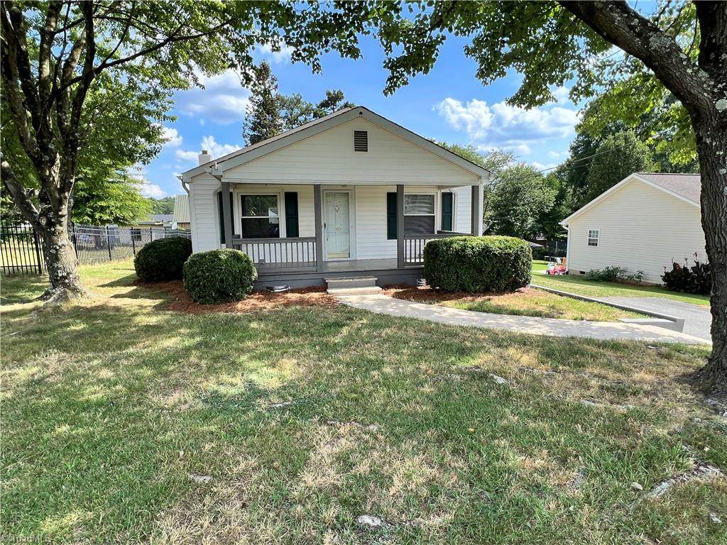 960 Dustin Street - Photo 1